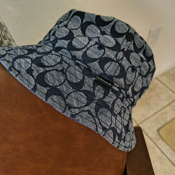 Coach Signature Denim Bucket Hat – Like New - Picture 1 of 4